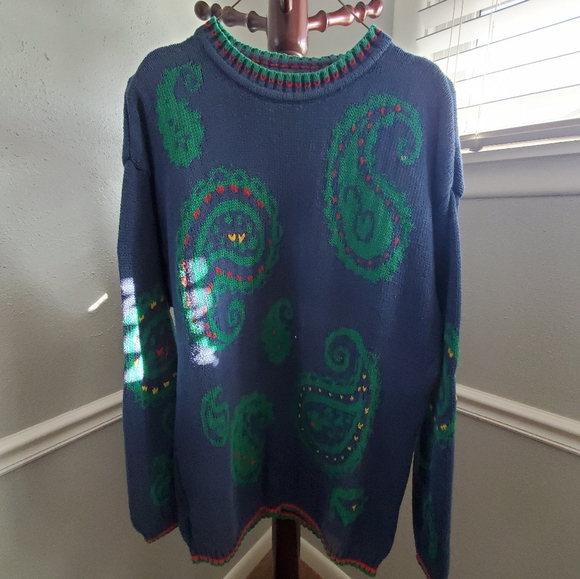 100% Cptton, Liz Wear - Blue and Green Paisley Sweater - Picture 5 of 5